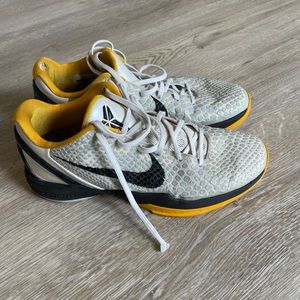 Kobe Zoom Basketball Shoes